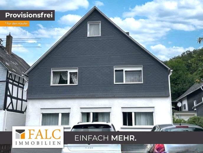 *Provisionsfrei* Schmuckstück im Historischen Ortskern - Falc Immobilien Siegen – Hausfront