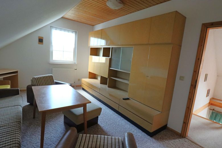 Zimmer 2 OG