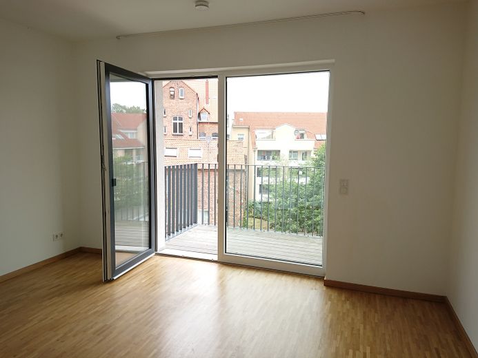 2-Zimmer-Neubauwohnung mit gehobenem Standard und 2 Balkonen – Foto 3