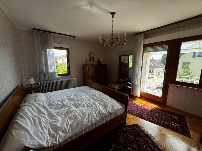 Ek yapılaşma imkânına sahip geniş arsada villa tarzı müstakil ev – Schlafzimmer / Büro 4