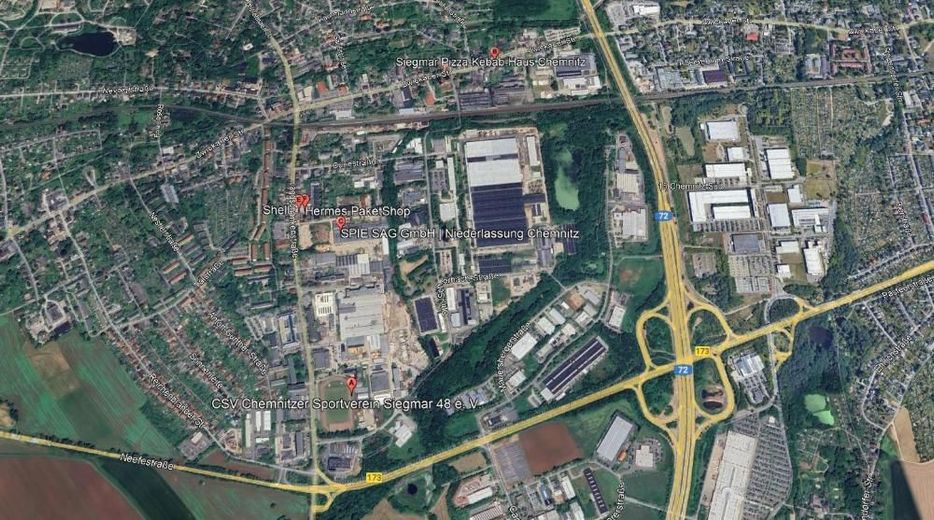 Terrain commercial à vendre dans le secteur urbain – Bild 2