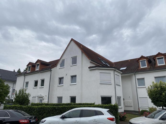 Frankfurt Praunheim Zentrale Lage 3 Zimmer Erdgeschoss mit Garten – Foto 3