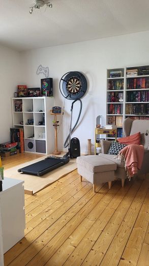 helle 4-Zimmer-Wohnung Nähe Ostpark – Arbeitszimmer