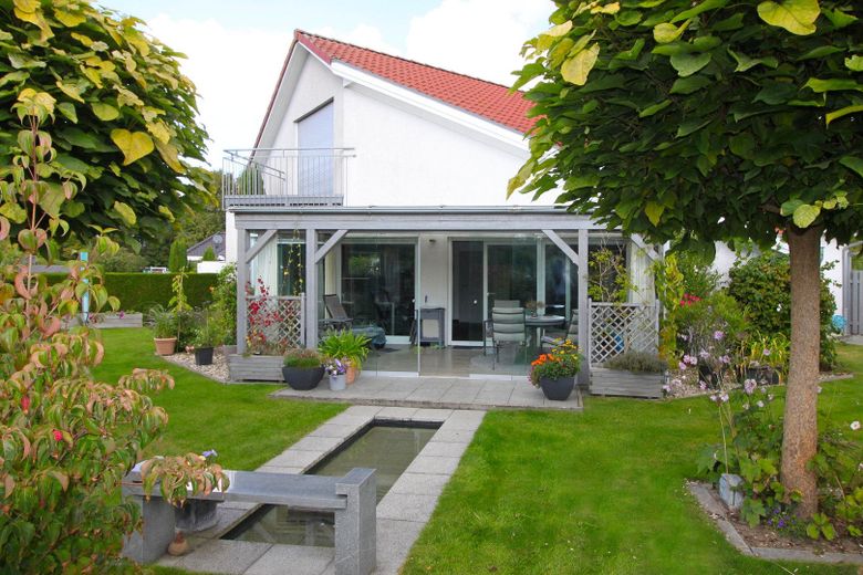 Südseite mit Wintergarten