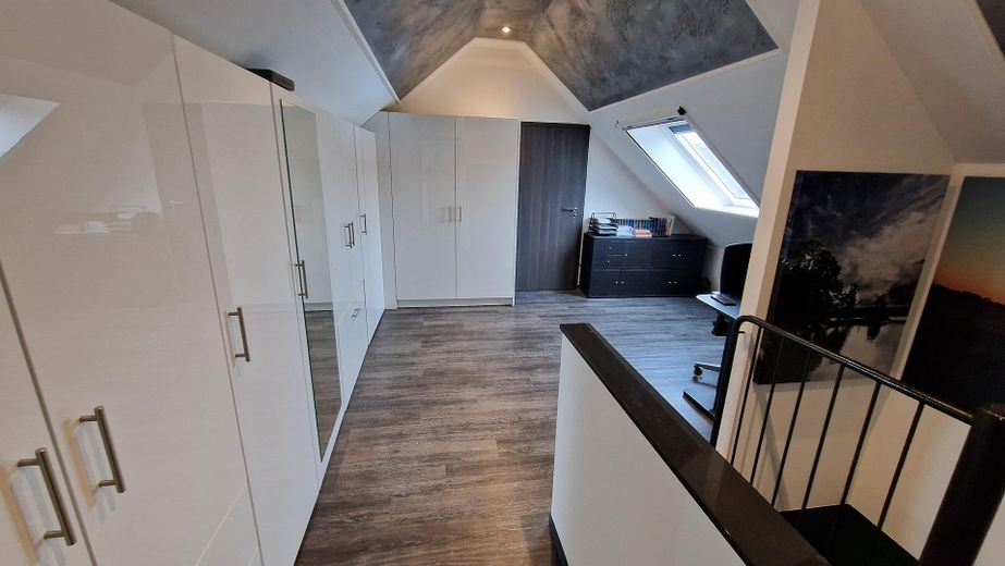 Büro und Ankleidezimmer