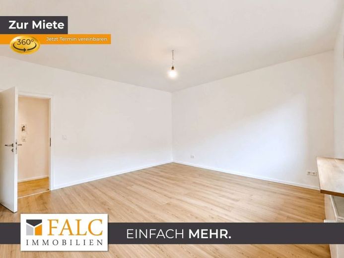 Frisch renoviert, zentrumsnah, großzügig - 3-Zimmer-Wohnung mit EBK – Foto 1