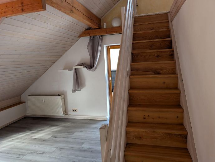 Wohnzimmer Treppe zur Galerie