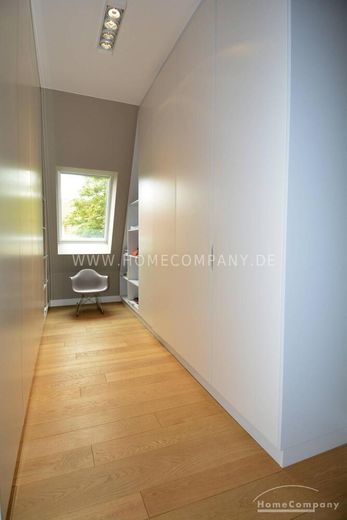 Appartamento duplex di lusso nel cuore di Charlottenburg, Berlino, arredato. – ec719eb5c3764295550d940e2a6b847cf7baa3e9.jpg