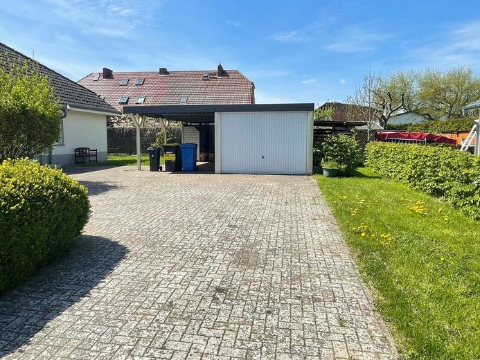 Einfahrt