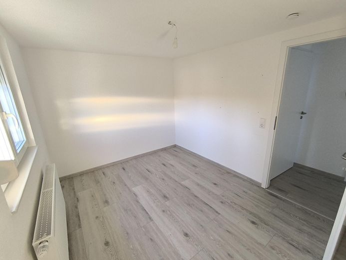La vostra nuova casa: moderna, elegante e situata in una posizione assolutamente tranquilla! – Schlafzimmer