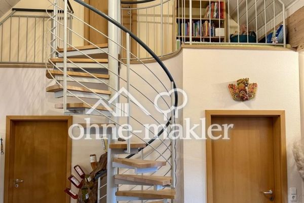Appartement en duplex avec galerie unique, balcon orienté sud et vue dégagée sur la vallée de la Bibert
