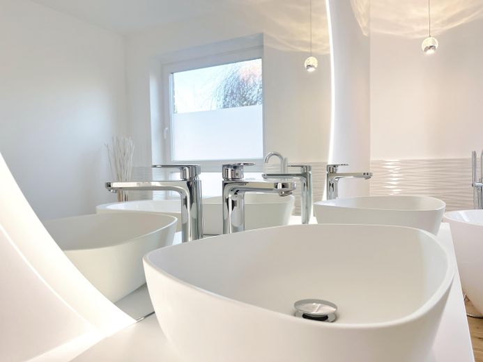 Bad Homburg Berliner Siedlung - Modernisiert und sofort bezugsfrei – BADEZIMMER