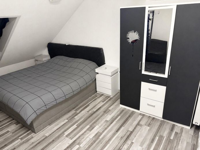 Reihenmittelhaus zu verkaufen – Schlafzimmer 4/ Arbeitszimmer