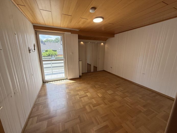 Familienidyll mit Wintergarten in der Dodesheide – Schlafzimmer - Bild 1