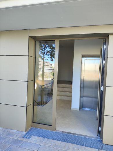 Prima occupazione: nuovo appartamento di 1 locale con cucina attrezzata, balcone esposto a sud e vista sul parco, vicino alla metropolitana e alla S-Bahn di Feldmoching – Foto 3