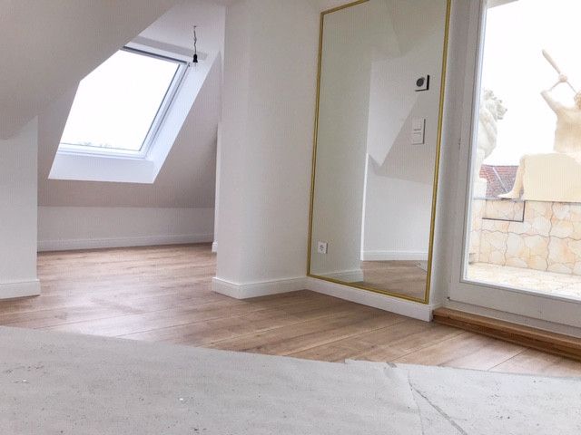 Mansarda duplex con terrazza, ascensore, cucina componibile, posto auto e molto altro. – Foto 13