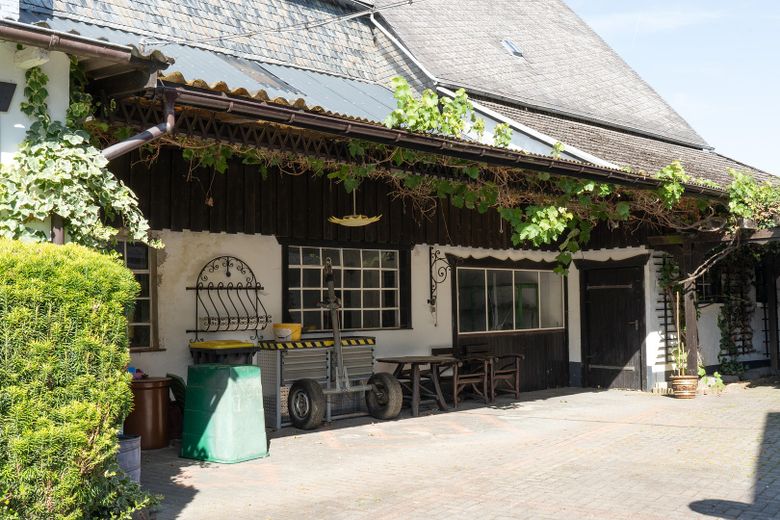 Innenhof / Eingang Lager