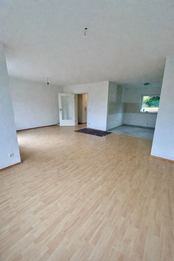 Wohnzimmer m. Küchenbereich