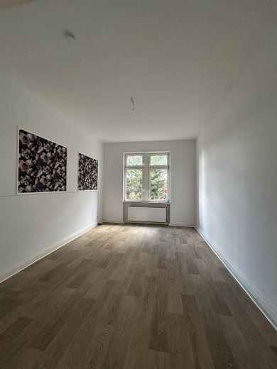 Renovierte Altbauwohnung im denkmalgeschützten Ensemble – Kinderzimmer II