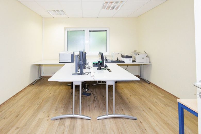 weiteres Büro für 1-2 Mitarbeiter