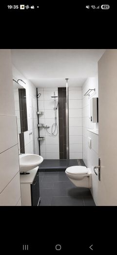Wunderschöne 4 Zi Wohnung zu vermieten ab 01.09.2026 – Bad 