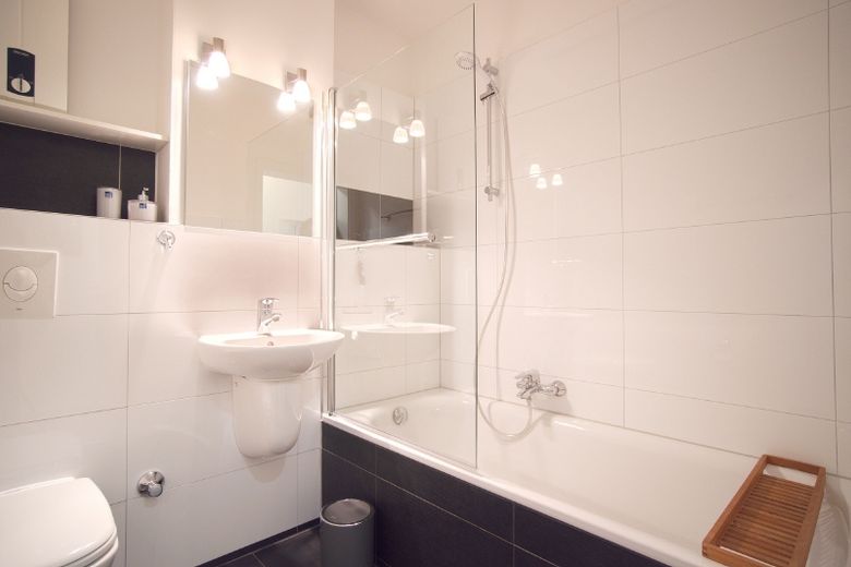 Stylish apartment in the appealing location Rüttenscheid, with top fittings and furnishings, internet access and balcony – 58be63d856aaa36b4c1ece131d5451a9e578bf2d.jpg