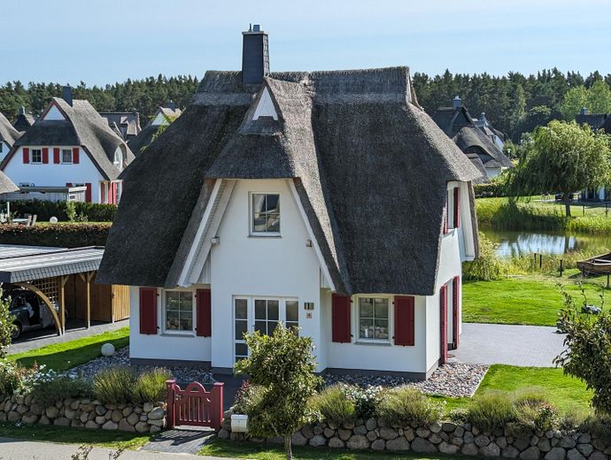 Высоко оценённый дом для отдыха в Фулендорфе на Боддене – Ferienhaus Eingangsseite 