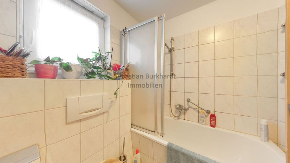 *** vermietete 3-Raum Wohnung mit Balkon und Stellplatz – Badezimmer