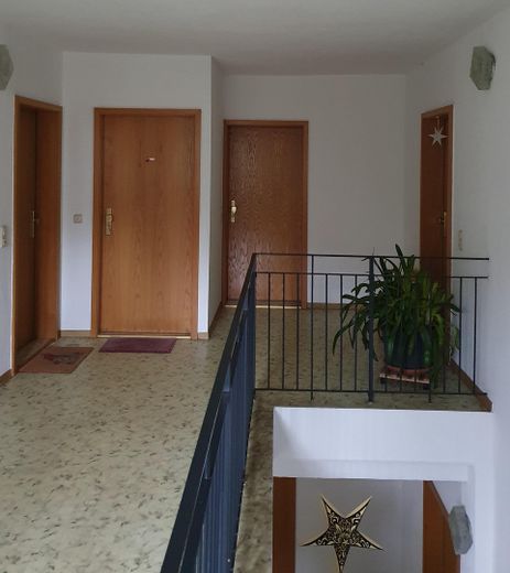 Bezugsfreie 2-Zimmer-Dachgeschosswohnung im Hechtviertel Dresden inkl Parkplatz – Foto 3