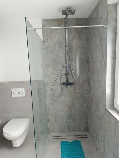 Bad begehbare Dusche