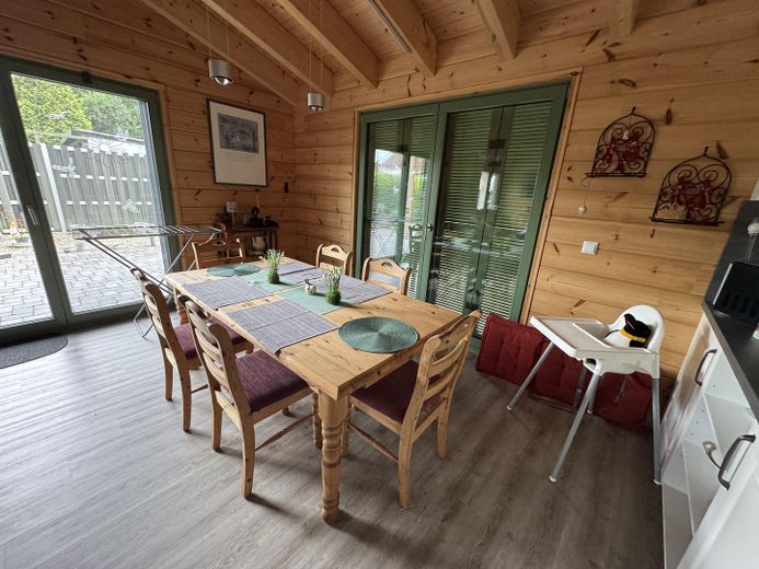 Holzhaus zwischen Nord- und Ostsee – Essbereich 