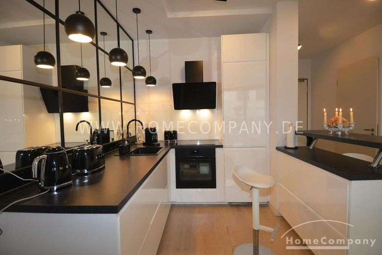 Luxuriöse, möblierte Wohnung in Schmargendorf mit großer Terrasse – 9893c98822b71599436e38b9d58f21350bfae6c7.jpg
