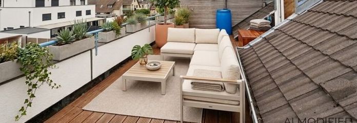 Maisonette-Wohnung mit Galerie, großer Terrasse und Garage