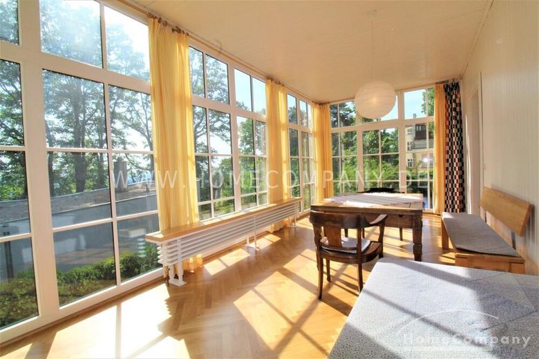 23355 HomeCompany Dresden Ammobiliato/Furnished  Appartamento con terrazza di 2 locali con giardino d’inverno a Dresda – Oberloschwitz max. 2 persone! – 71dd7691a1618eb6e5ed2ead044434f9a754ab71.jpg