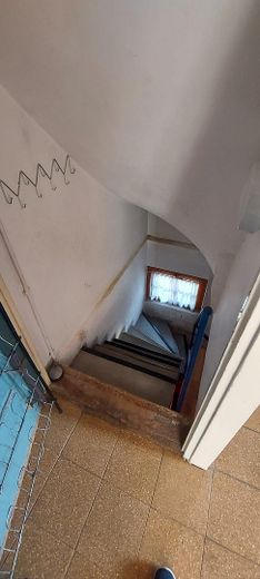 Hazır bir ev değil. Kendi EVİNİZİ yaratma fırsatı – Treppe EG - Keller