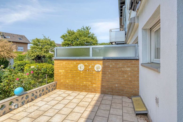 Charmantes Reihenmittelhaus mit Potenzial in Bilderstöckchen – Terrasse