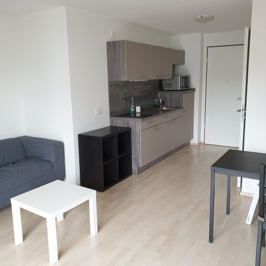 #1.17# Schönes vollmöbliertes Apartment. Frei ab Oktober. – Foto 4