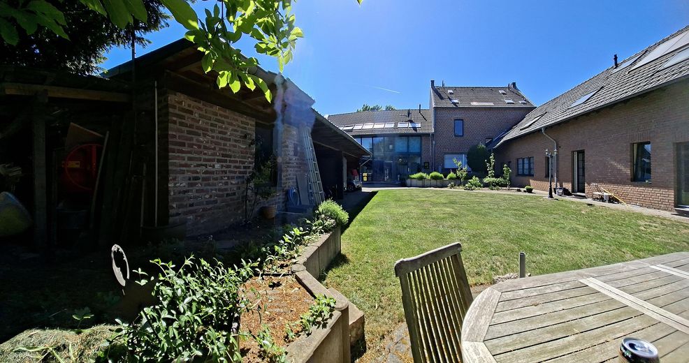 Innenhof mit Haus 4; 1; und 2