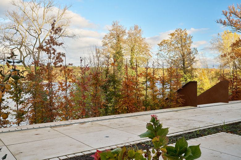 2-Zimmer, Jugendstilhaus, Erdgeschoss, große überdachte Terrasse – Foto 23