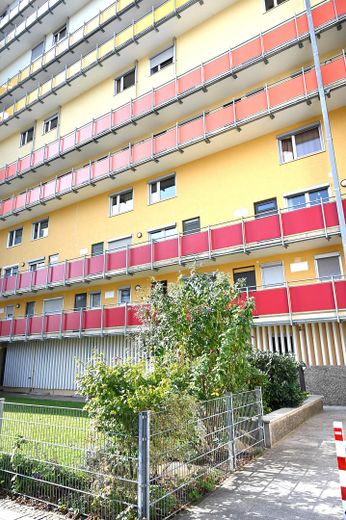 Außenansicht Eingang