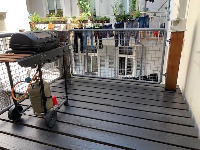 Sakin bir konumda şehir merkezinde daire – Balkon