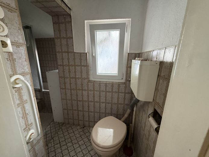 Potenzial erkennen, Wohnträume verwirklichen. – WC Halbtage im Flur