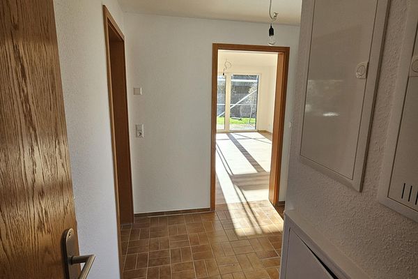 Mooie ELW in hoogwaardige woonwijk Salach Nord, pas gerenoveerd