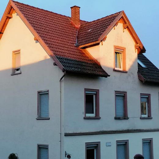 5 Zimmer Wohnung mit Garten 30er Zone – Foto 2