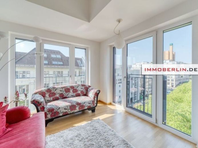 IMMOBERLIN.DE - Penthouse sensationnel avec galerie et grande terrasse ensoleillée sur la Potsdamer Platz – Photo 1