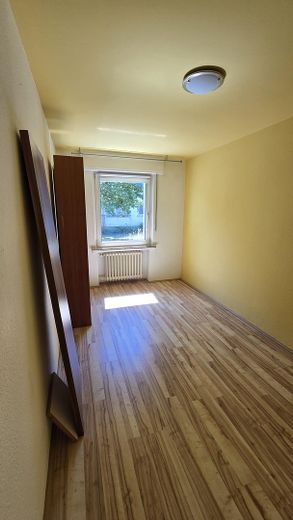 UN kampüsü ve Bundesviertel’e yakın, sakin konumda aydınlık 3 odalı daire – Kinderzimmer/Büro orig.