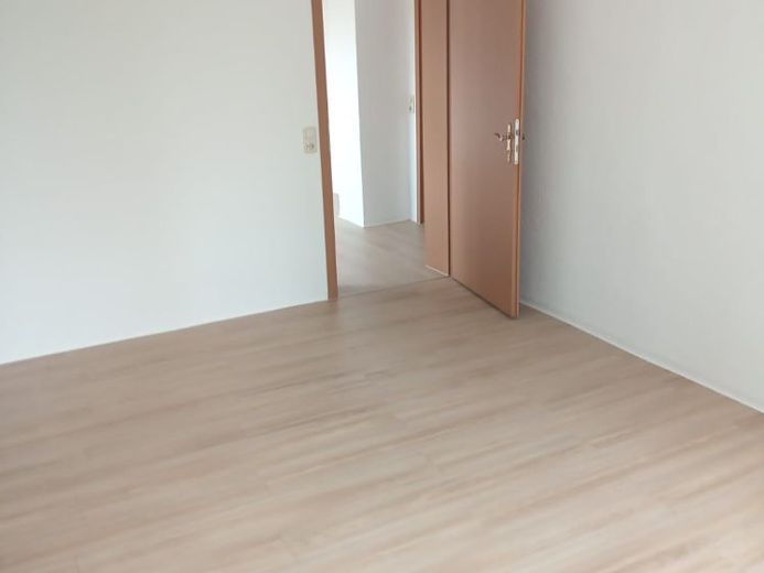 Sehr schöne 3-Raum-Wohnung in Gera - Debschwitz-West mit Balkon – Foto 1
