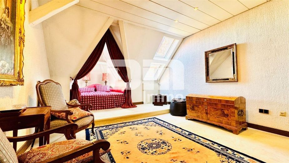 Hochwertige 5-Zi Wohnung in Traumlage mit Balkon in gepflegter Jugendstil-Villa + Panoramablick – Schlafzimmer