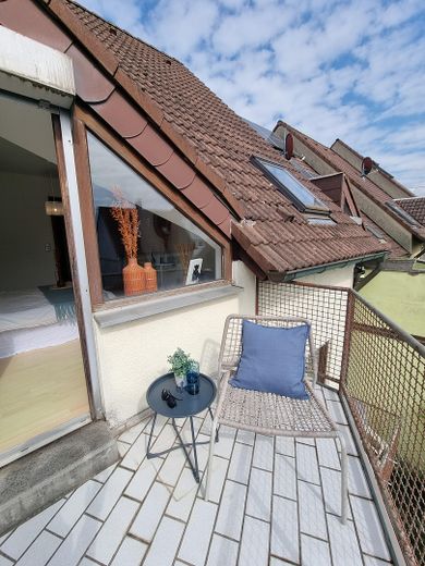 Schönes Reihenendhaus in zentraler Lage -PROVISIONSFREI- – Balkon OG