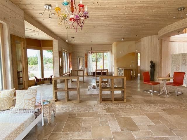 repräsentativer Showroom 